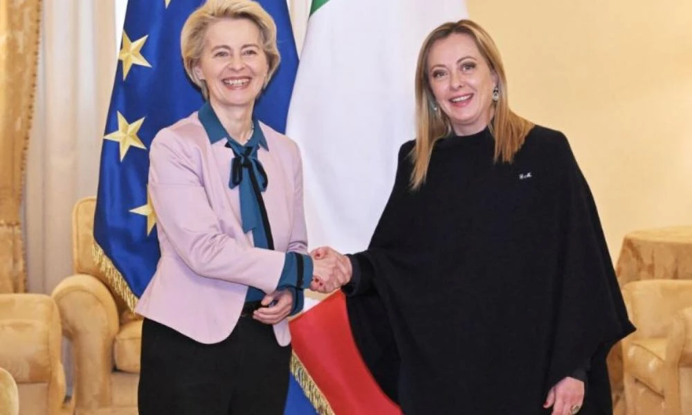 Ιταλία: Μελόνι και Φον ντερ Λάιεν θα επισκεφτούν τη Λαμπεντούζα